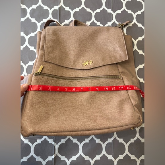 FRESHLY PICKED Classic Diaper Backpack Bag II in Aspen - Picture 7 of 16